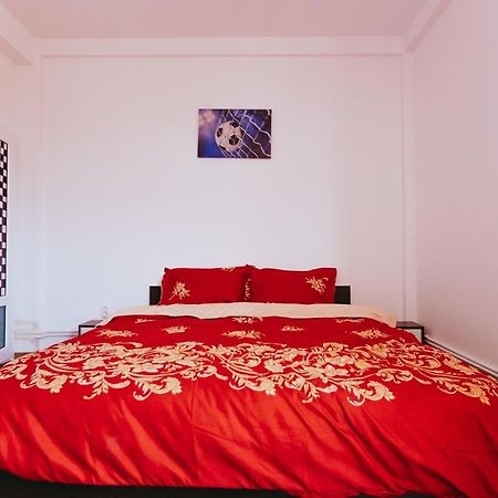 Casa Selly Hotel Тулча Екстериор снимка