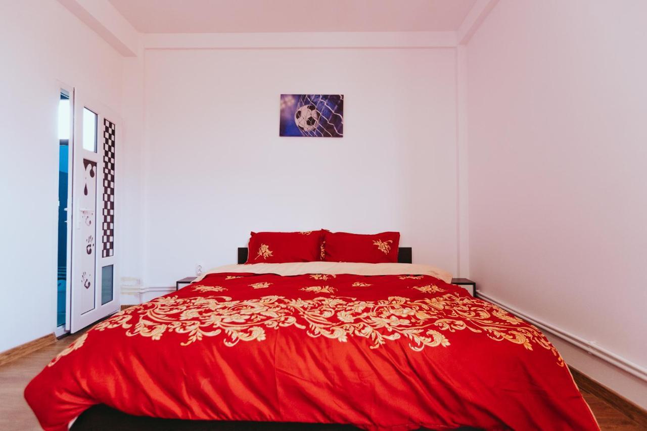 Casa Selly Hotel Тулча Екстериор снимка