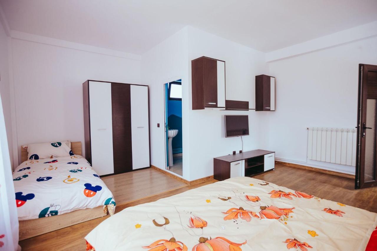 Casa Selly Hotel Тулча Екстериор снимка